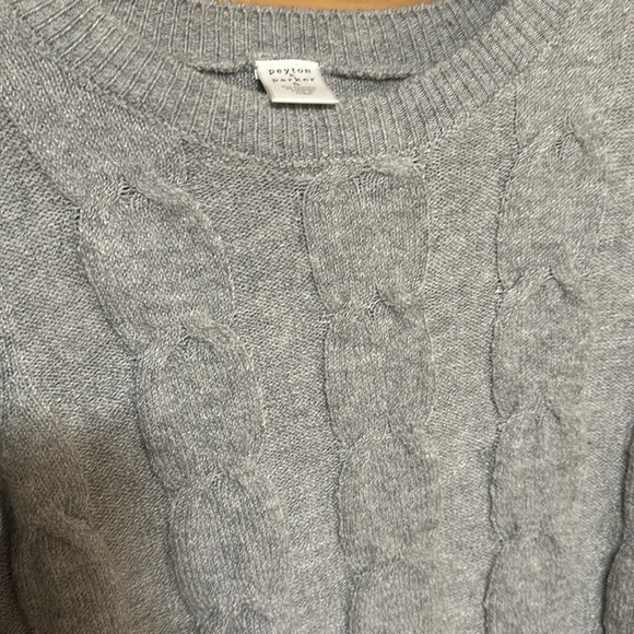 Cute soft long sweater - Picture 6 of 7